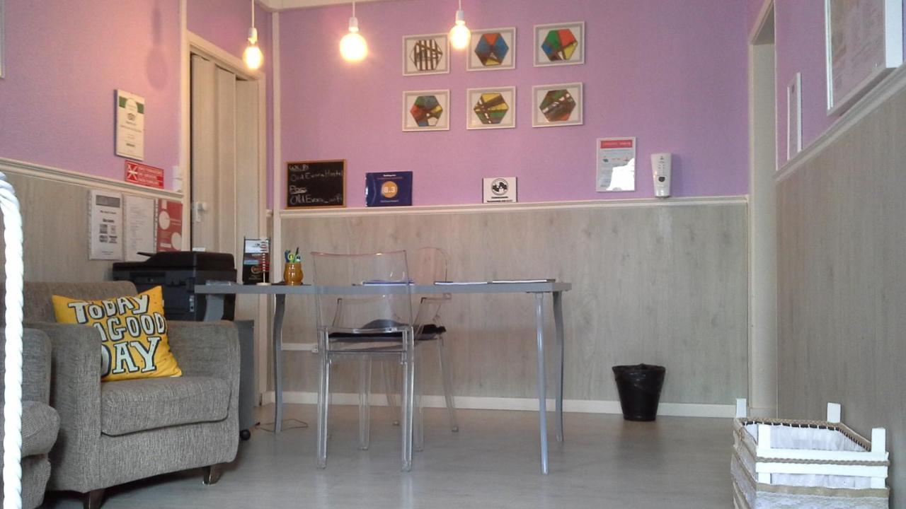 Old Evora Hostel מראה חיצוני תמונה